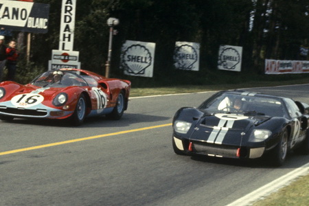 Кадр из фильма Ford против Ferrari