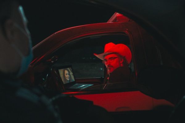 Кадр из фильма Эддингтон 