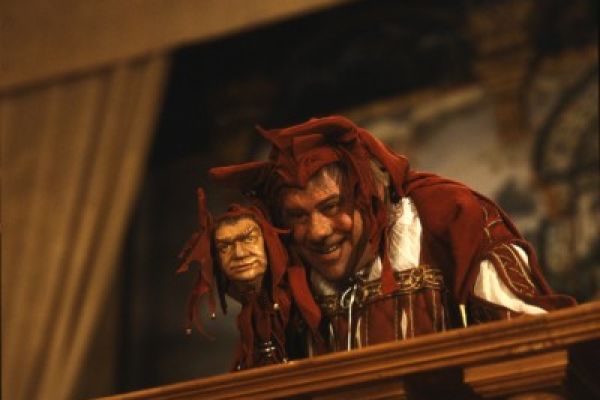 Кадр из фильма Жан-Пьер Поннель: Риголетто 