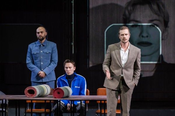 Кадр из фильма Воскресение