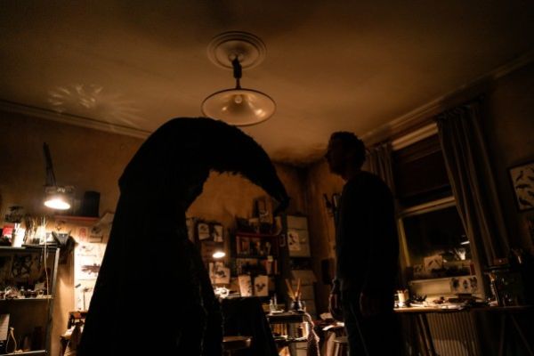 Кадр из фильма Сущность 