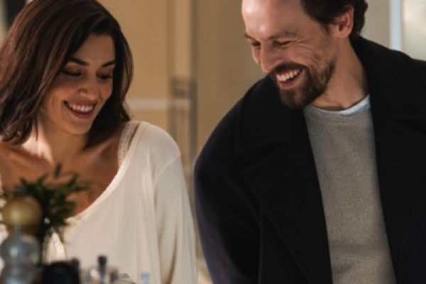 Кадр из фильма Два мира, одно желание 