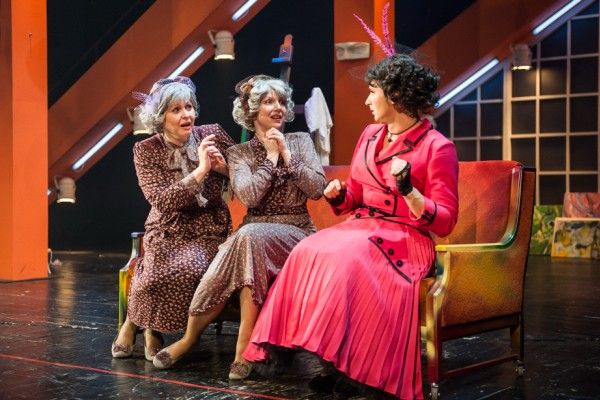 Кадр из фильма Таланты и покойники 