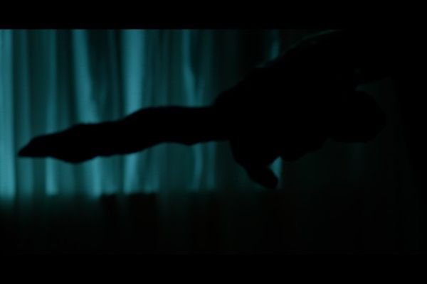 Кадр из фильма Астрал. Амулет зла 