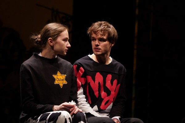 Кадр из фильма Ромео и Джульетта во мгле 