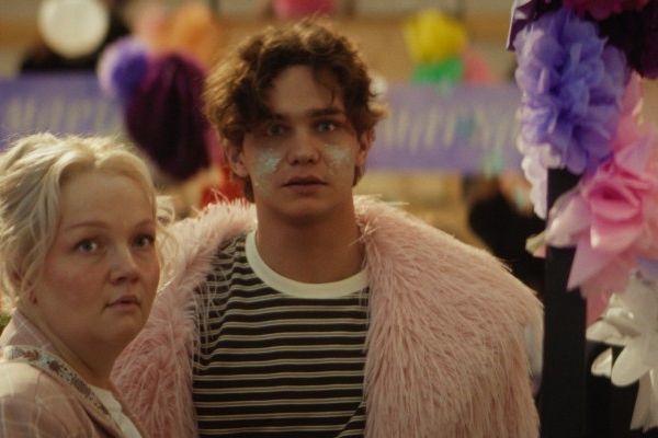 Кадр из фильма Тюльпаны