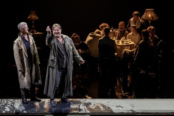 Кадр из фильма Лес