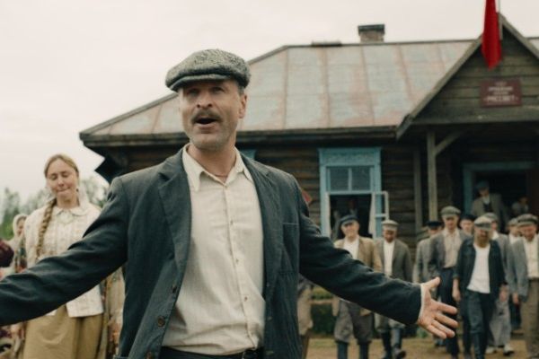 Кадр из фильма Семь верст до рассвета