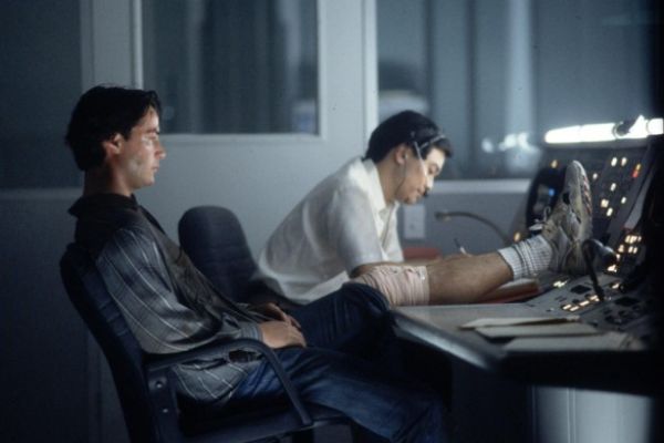 Кадр из фильма На гребне волны 