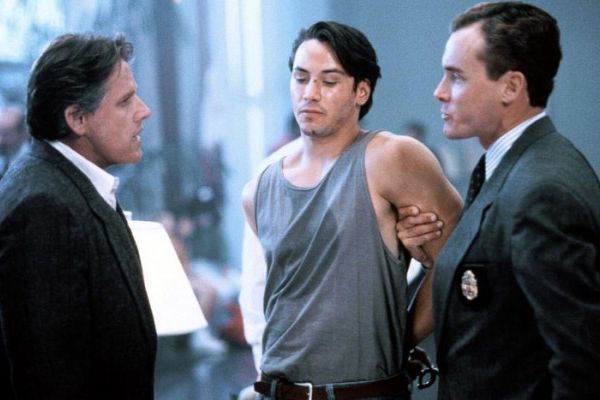 Кадр из фильма На гребне волны 