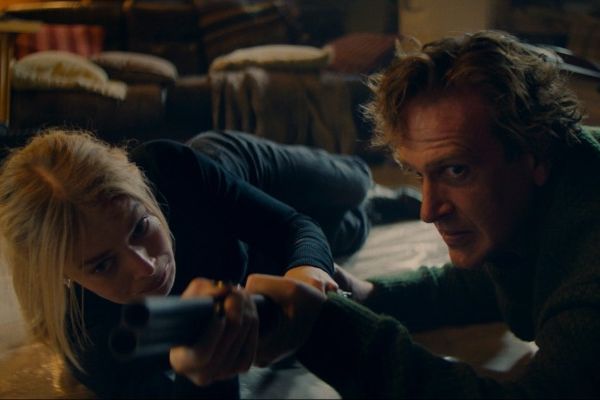 Кадр из фильма Опасные отношения 