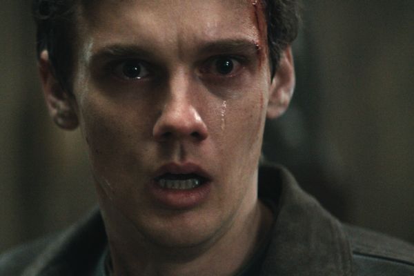 Кадр из фильма Зловещие мертвецы: Пекло