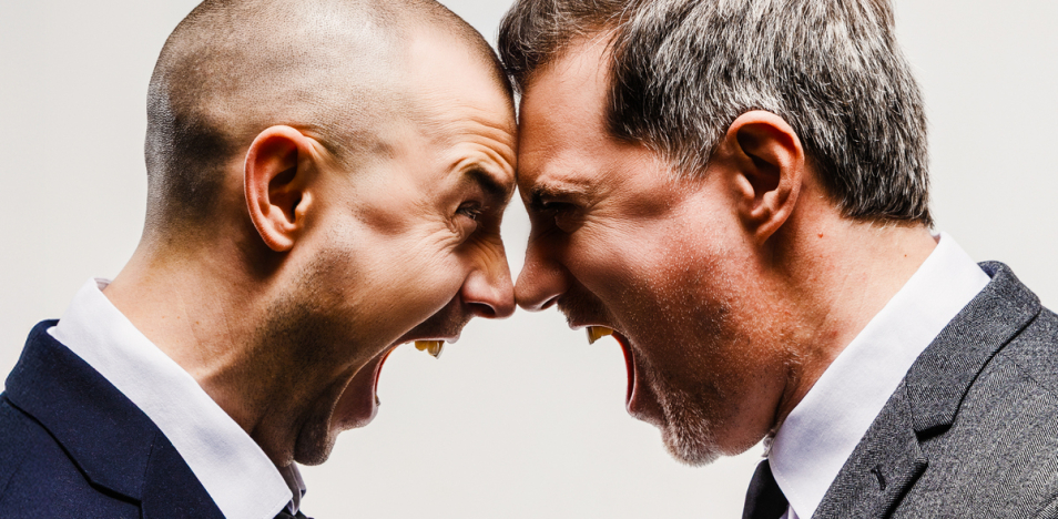 Роман с того света