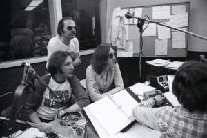 Кадр из фильма Неизвестный Джон Леннон (с субтитрами) 