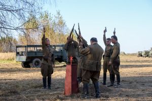 Кадр из фильма Есть только МиГ