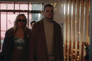 Кадр из фильма Ёлки 12