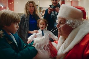 Кадр из фильма Ёлки 12