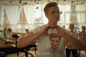 Кадр из фильма Тюльпаны