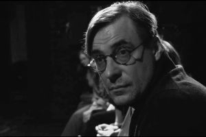 Кадр из фильма Картины дружеских связей