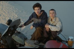 Кадр из фильма Космос засыпает