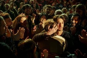 Кадр из фильма Гуру 