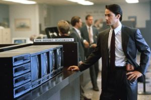 Кадр из фильма На гребне волны 