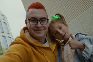 Кадр из фильма Распаковка